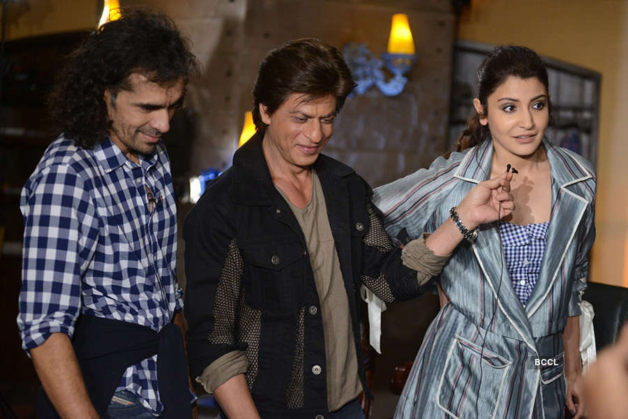 SRK, Anushka promote Jab Harry Met Sejal