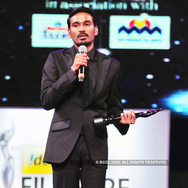 Dhanush to star in Tamil remake of Barfi
