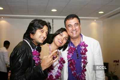 Celebs arrive for IIFA