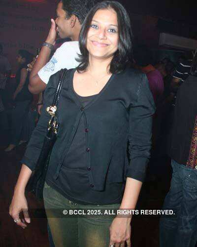 'Indian Ocean' performs