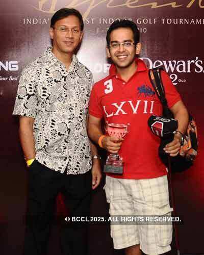 Manish Madhavan, Rahul 