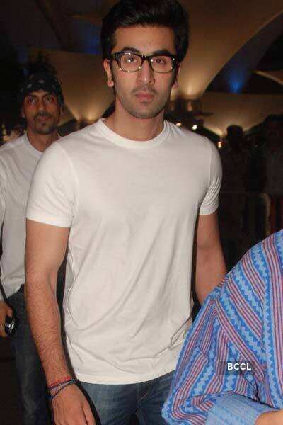 Promo of 'Raajneeti' in Dubai