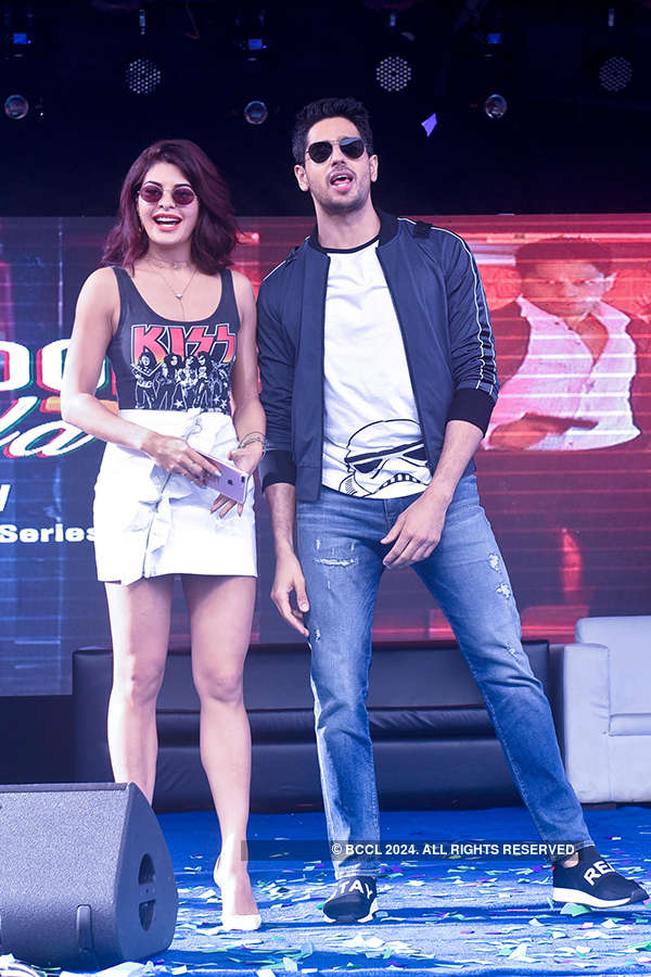 Sidharth and Jacqueline attend Umang Festival 2017
