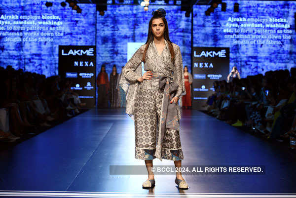 LFW '17: Day 2 - Paramparik Karigar