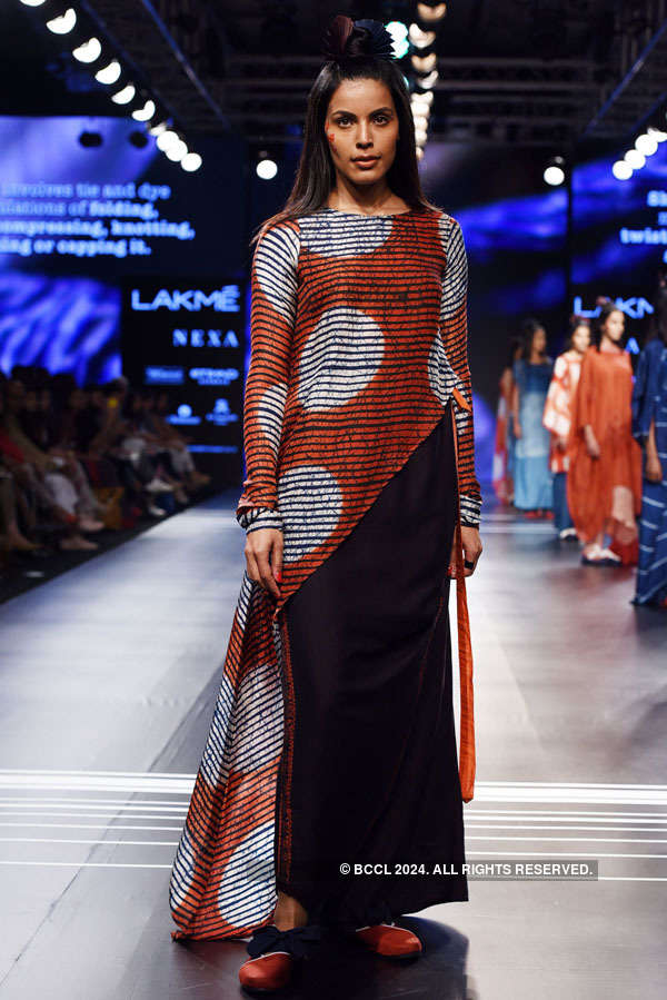 LFW '17: Day 2 - Paramparik Karigar