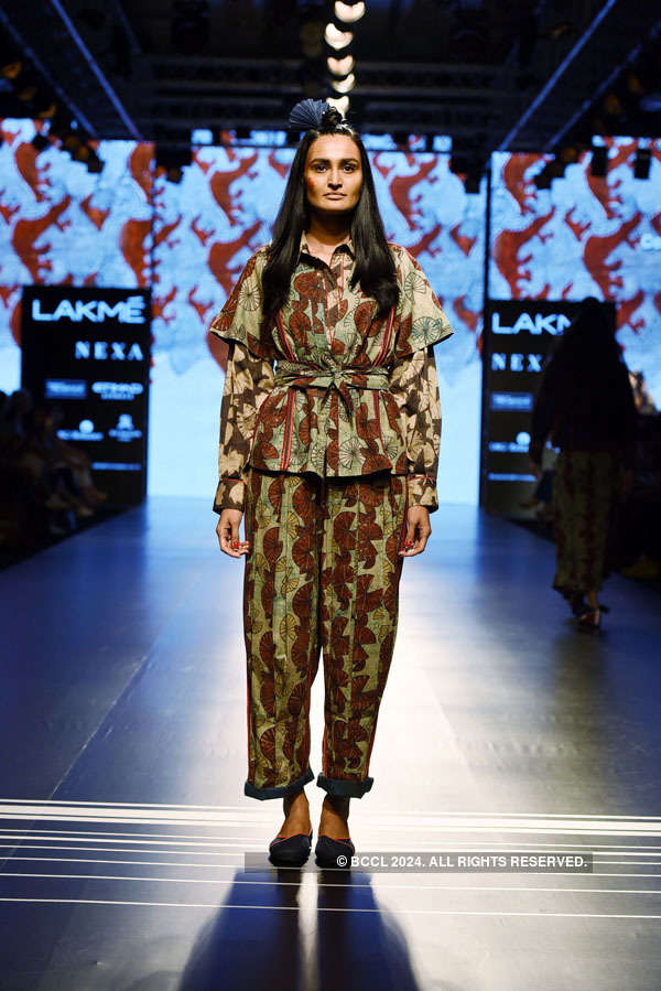 LFW '17: Day 2 - Paramparik Karigar