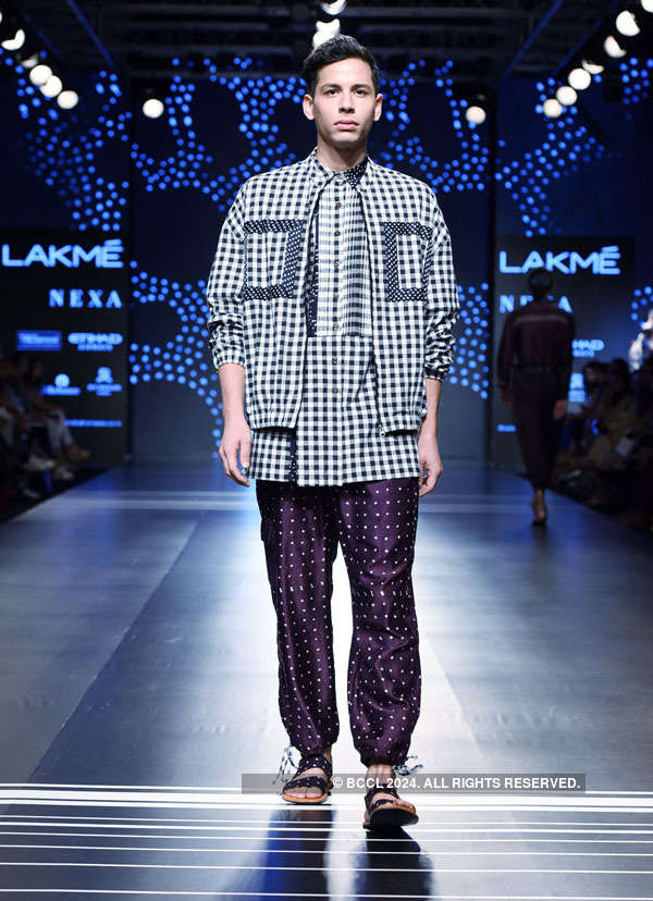 LFW '17: Day 2 - Paramparik Karigar