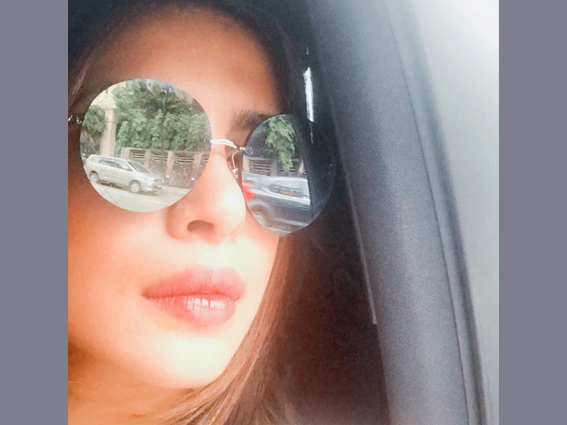 Priyanka Chopra announces her arrival in Mumbai with a selfie