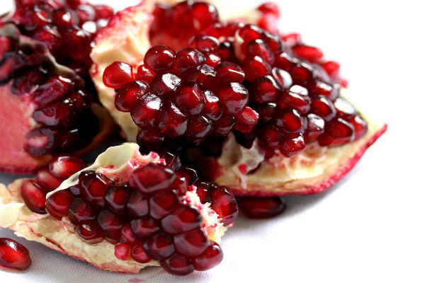 Pomegranate Benefits | Health Benefits of Pomegranate: From boosting  immunity to protecting your heart, nutrition facts you must know