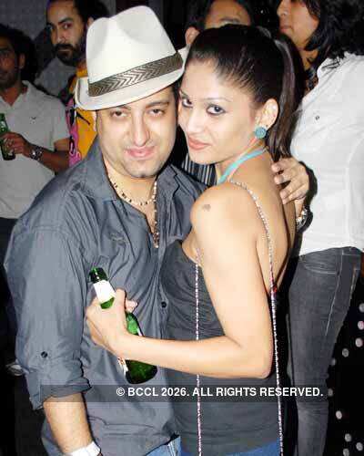 Abhinav Tandon, Rashmi