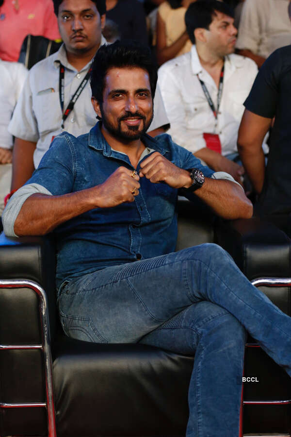 Celebs at Super Boxing League