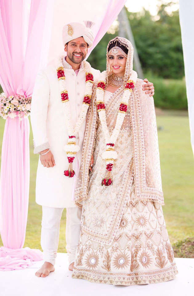 Inside Pics Aftab Shivdasani And Nin Dusanj Renew Their Vows In