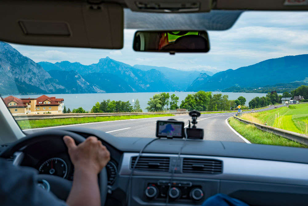 11 countries where you can drive around with an Indian Driving License