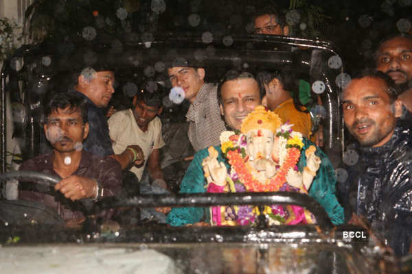 Celebs at Ganpati Visarjan
