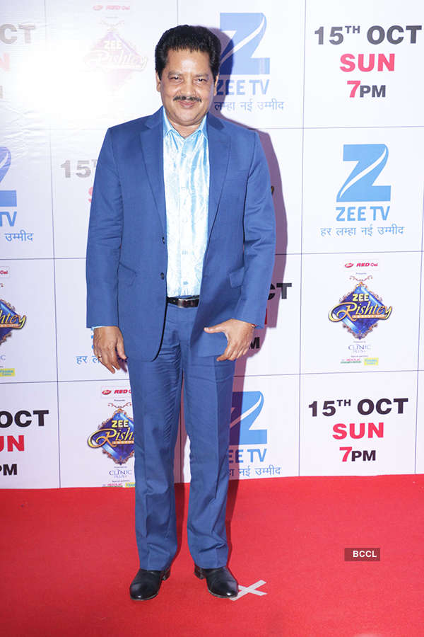 Celebs shine at Zee Rishtey Awards 2017