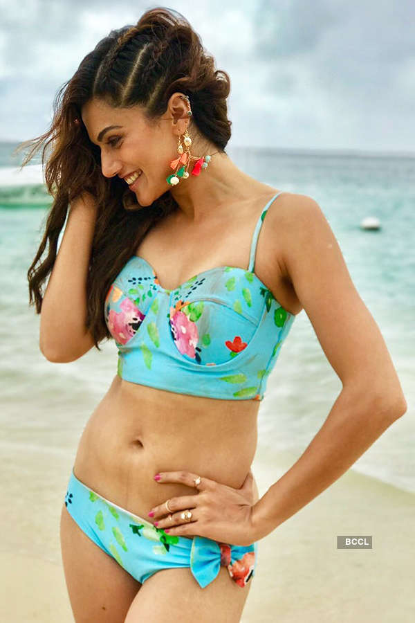 Photos Of Bollywood Actresses Who Nailed The Bikini Look Pics Photos 