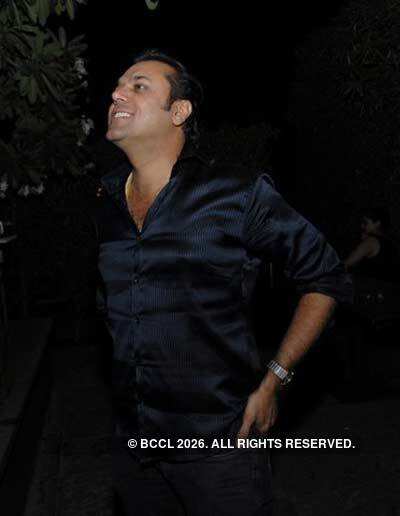 DJ Aqeel performs live