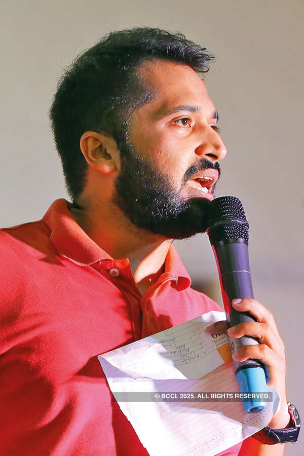 Emcee Gitesh Singh