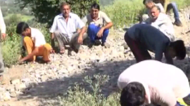 Villagers launch unique campaign to repair 6 km road by themselves