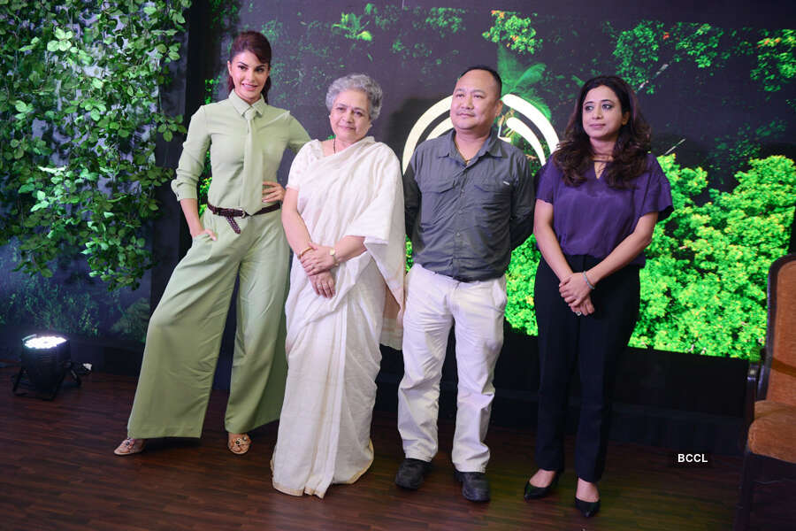 Jacqueline Fernandez and Shriti Malhotra