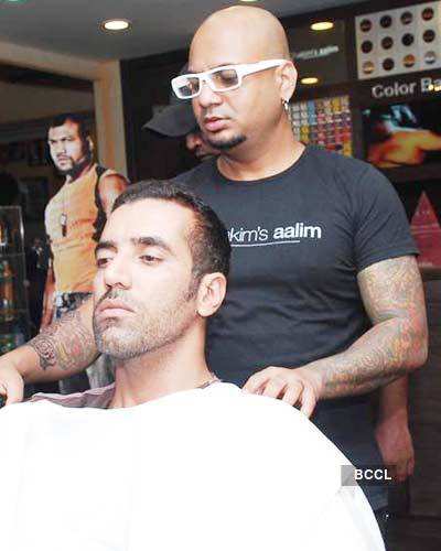 Mohalk with Aalim Hakim at the promotional event of movie 'The A-Team' at  his salon in Versova - Photogallery