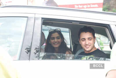 Sonam spotted with Imran