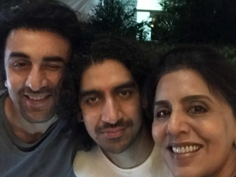 Ranbir Kapoor at Neetu Kapoor Birthday  Ranbir kapoor hairstyle, Ranbir  kapoor, Ranbeer kapoor