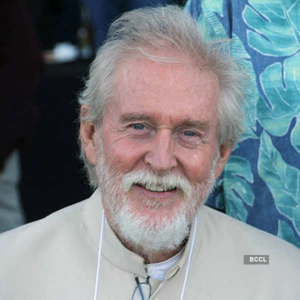 B-Town mourns Tom Alter's death, offer condolences to family