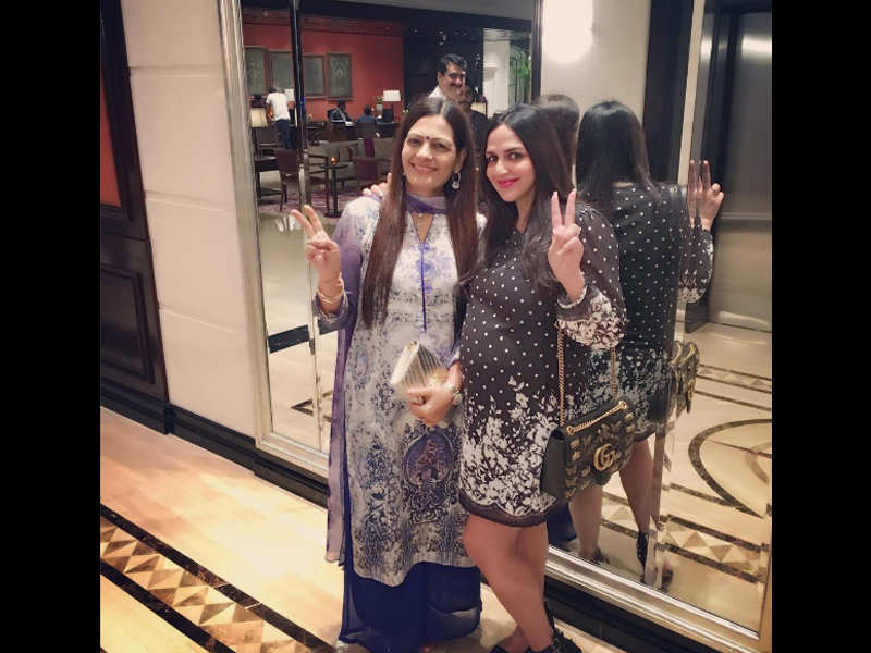 Esha Deol poses for a picture with her mother-in-law while out on a dinner date
