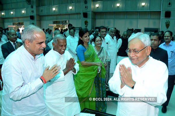 Satya Pal Malik sworn in as Bihar governor