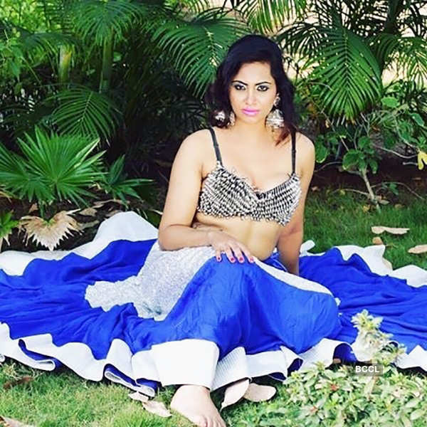 Bigg Boss 11 contestant Arshi Khan alleges sexual harassment against a priest