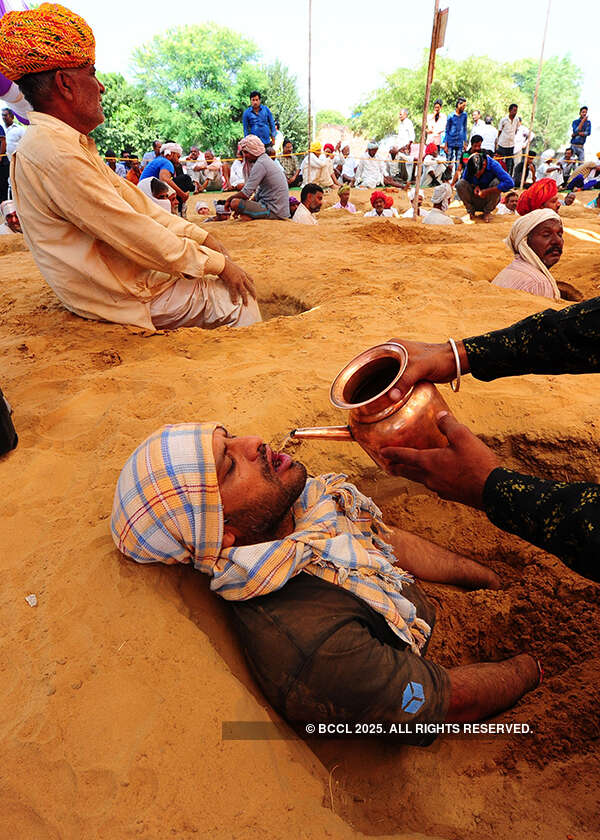 zameen samadhi satyagraha