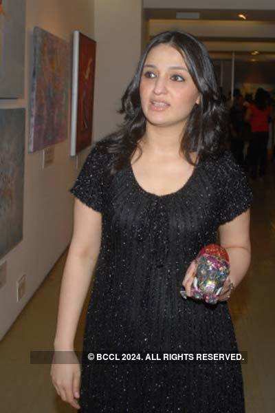 Celebs @ Nawaz's art exhibition