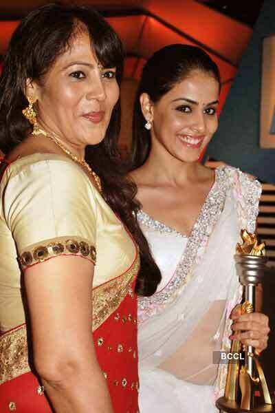 Genelia D'souza with Mother