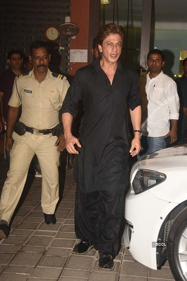 Salman Khan, Shah Rukh Khan, Katrina Kaif & other B’wood biggies celebrate early Diwali