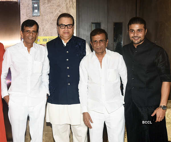 Salman Khan & other B-town biggies at Ramesh Taurani’s lavish Diwali party