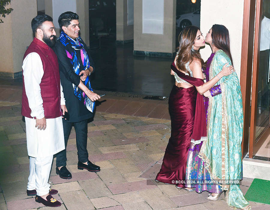 Sanjay Dutt celebrates Diwali with family & B-town friends