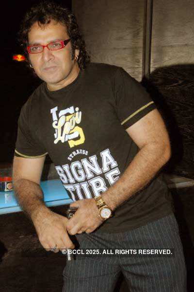 Kunwar Aziz's b'day bash