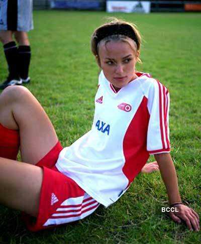 Keira Knightley in Bend It Like Beckham