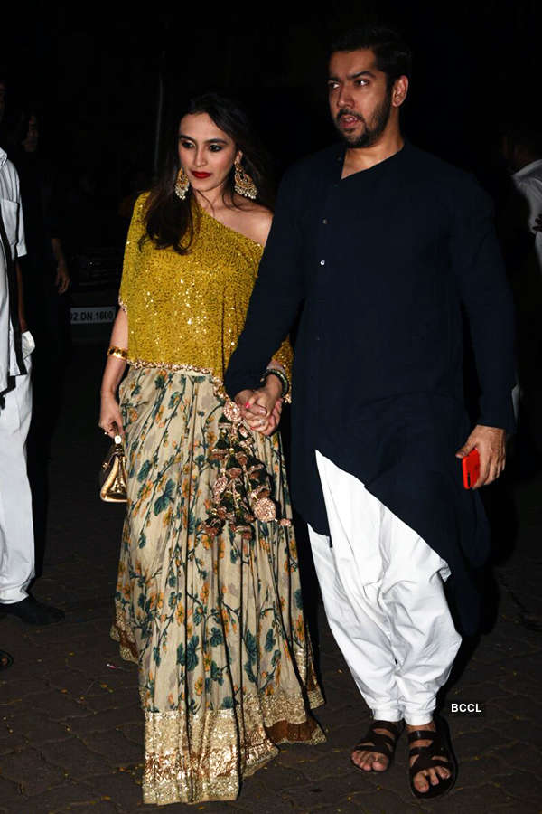 Bollywood stars shine at Anil Kapoor’s Diwali party