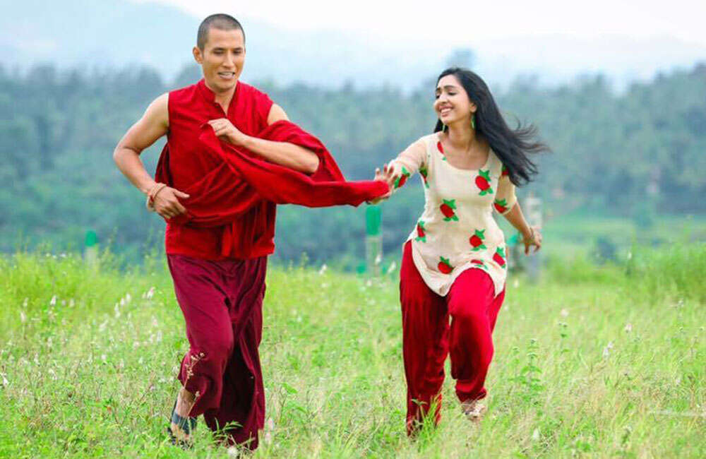 A still from Idavappathi