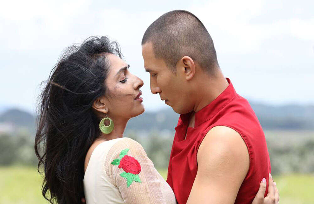 A still from Idavappathi