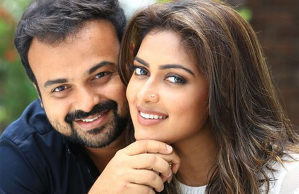 A still from Shajahanum Pareekuttiyum