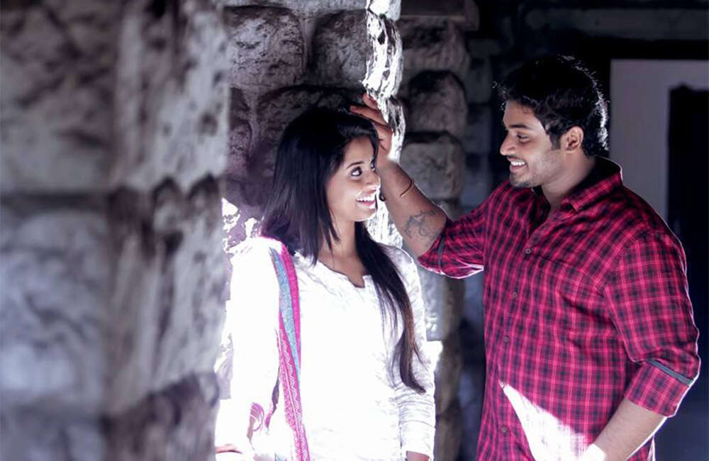 A still from Mudhugauv