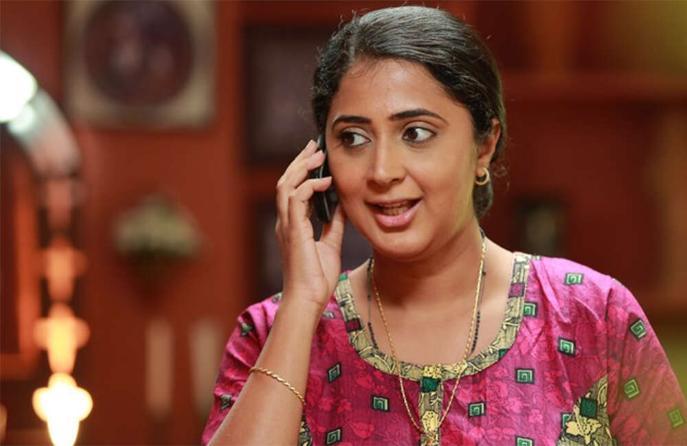 A still from 10 Kalpanakal