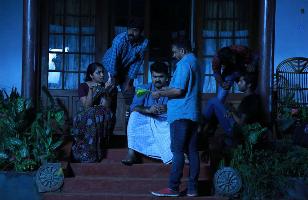 A still from 10 Kalpanakal