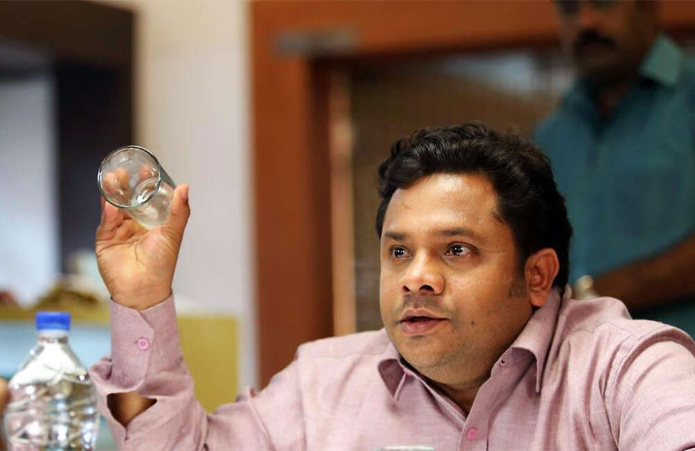 A still from Swarna Kaduva