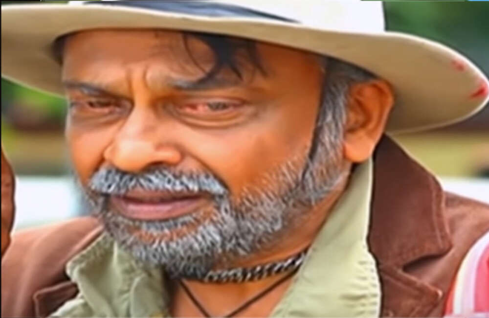 A still from Calling Bell