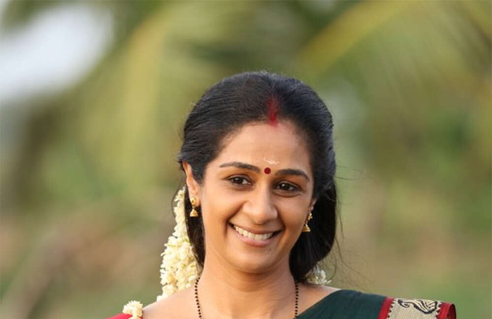 A still from Gold Coins