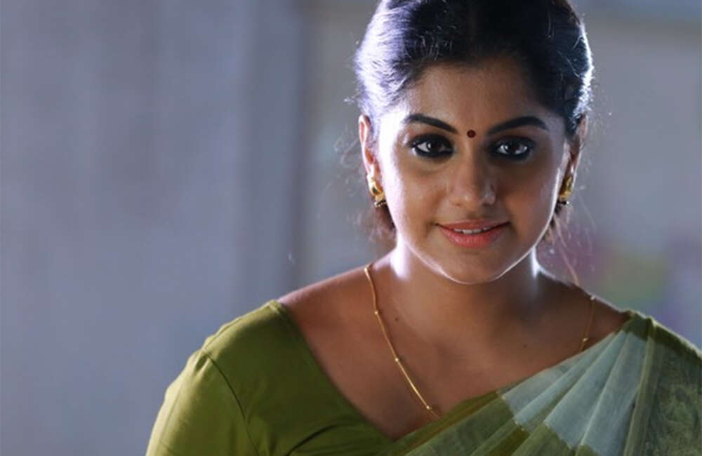 A still from Gold Coins